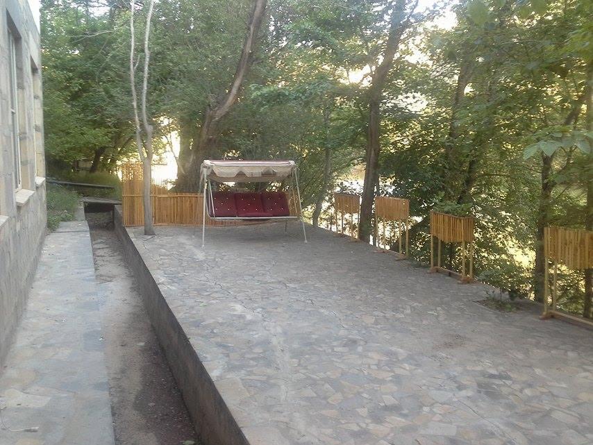 Park-Hotel Khoren'S Lake Areni Екстериор снимка