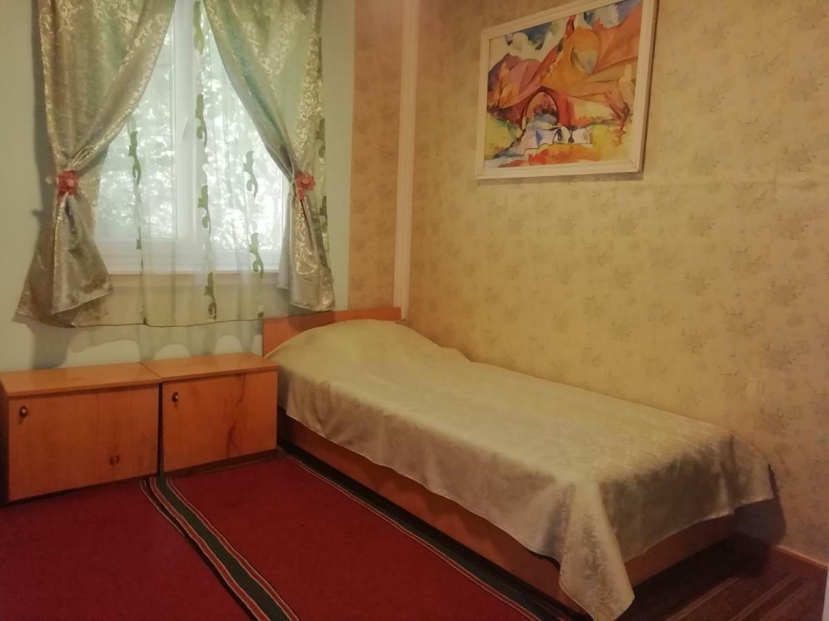 Park-Hotel Khoren'S Lake Areni Екстериор снимка