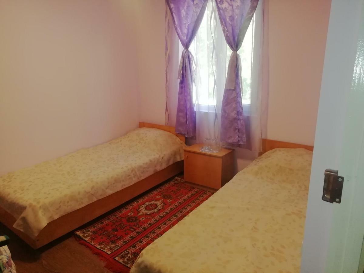 Park-Hotel Khoren'S Lake Areni Екстериор снимка